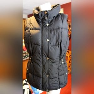 Guess black puffy vest